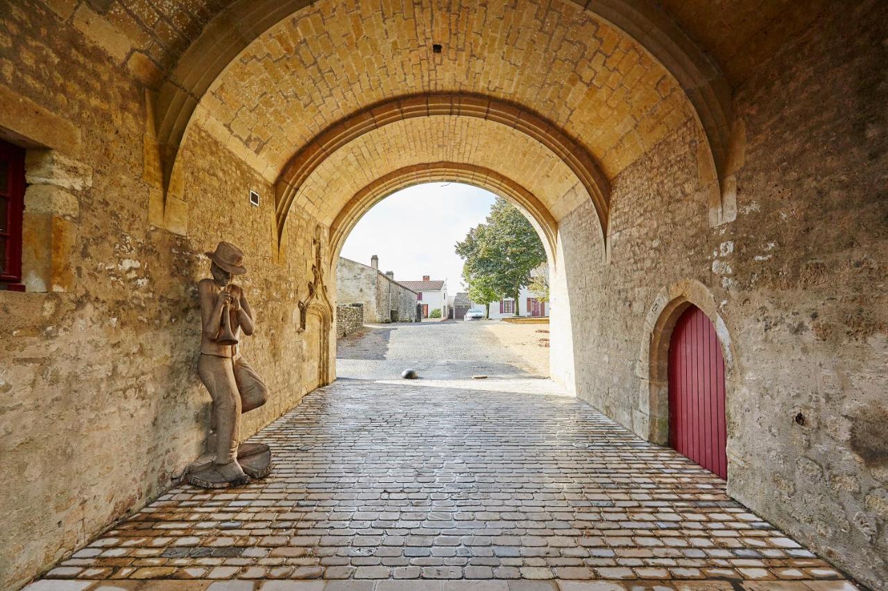 Chambres D'Hotes Le Tilleul Saint-Hilaire-des-Loges Exteriér fotografie