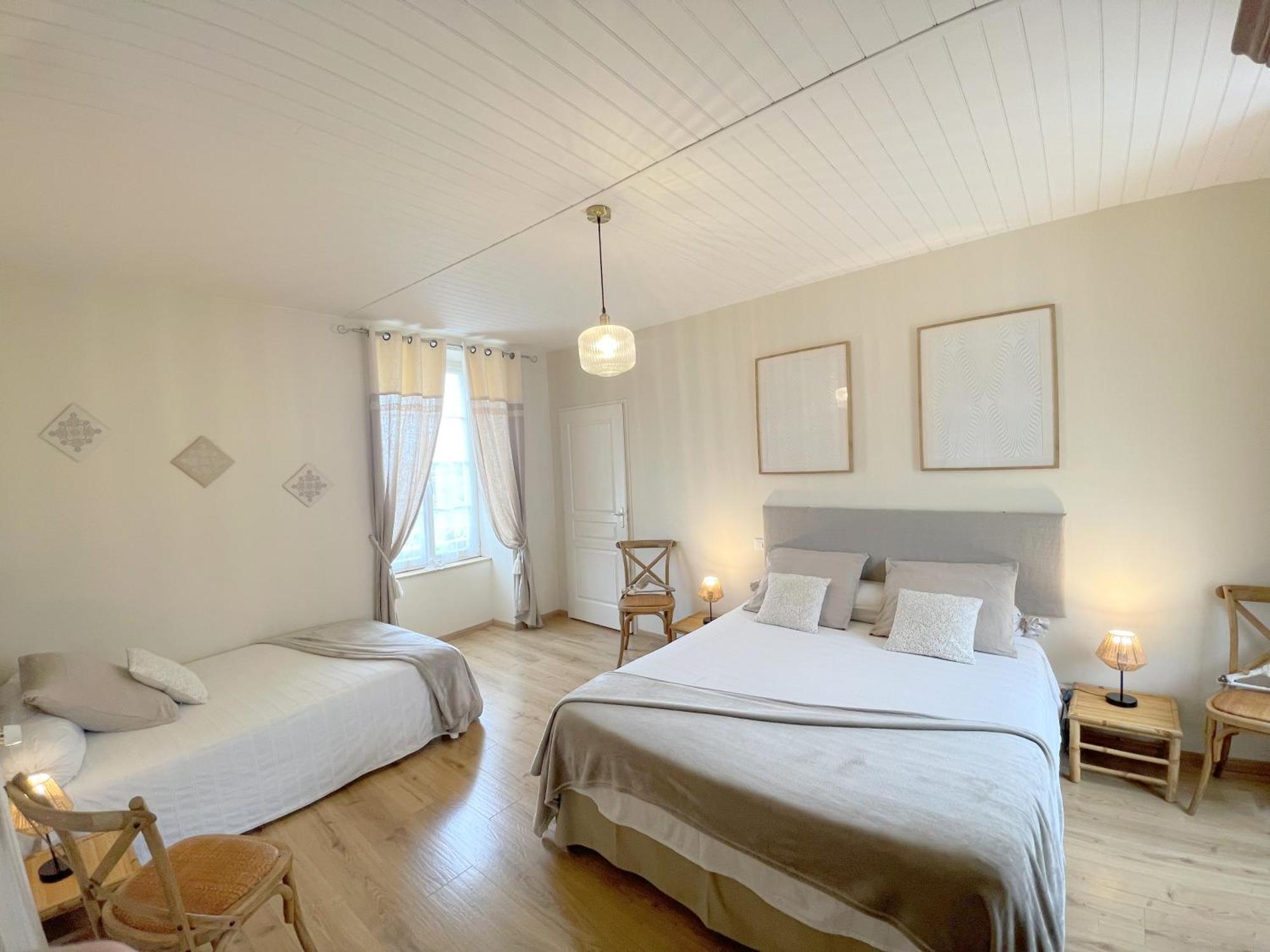 Chambres D'Hotes Le Tilleul Saint-Hilaire-des-Loges Exteriér fotografie